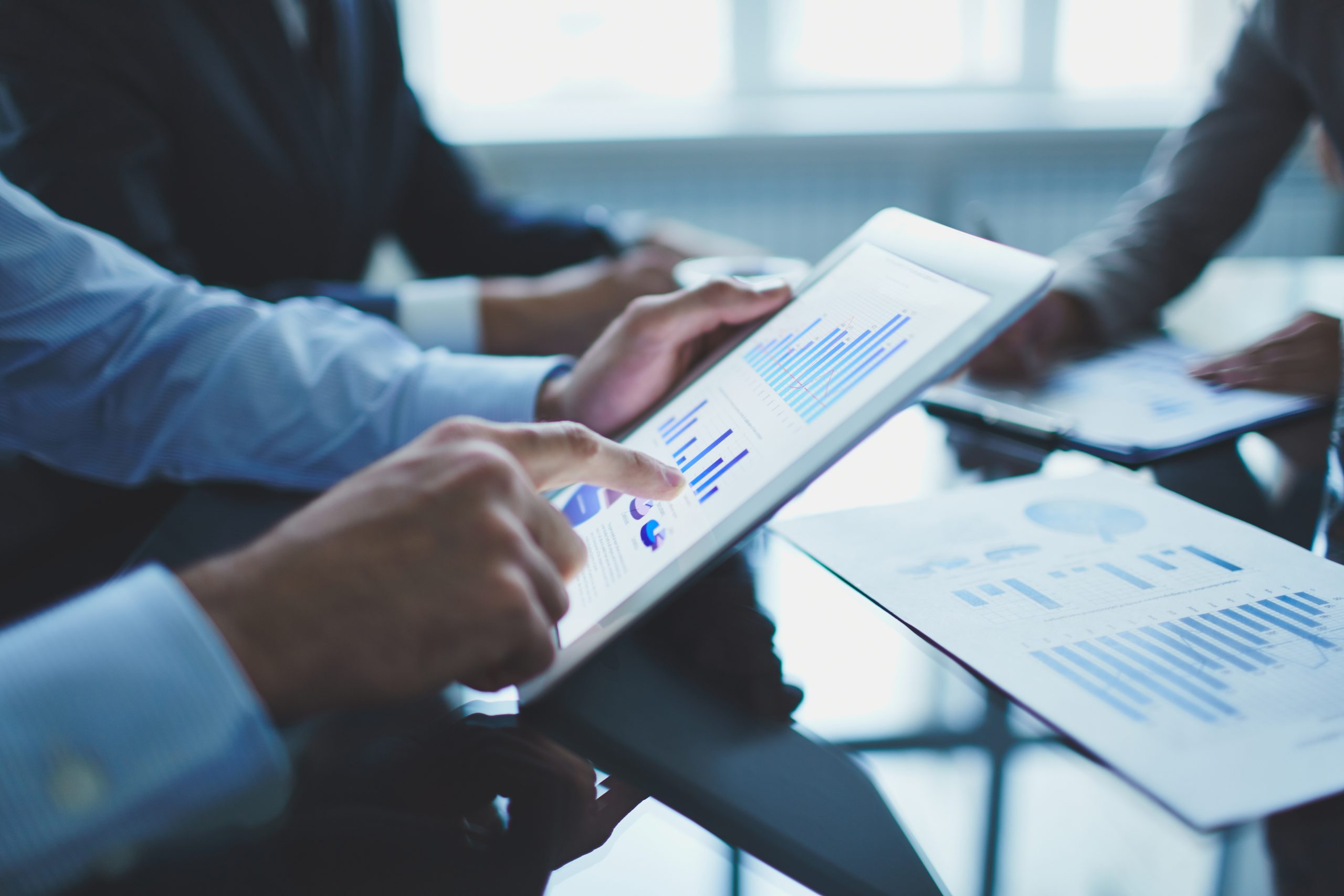 analyzing electronic document